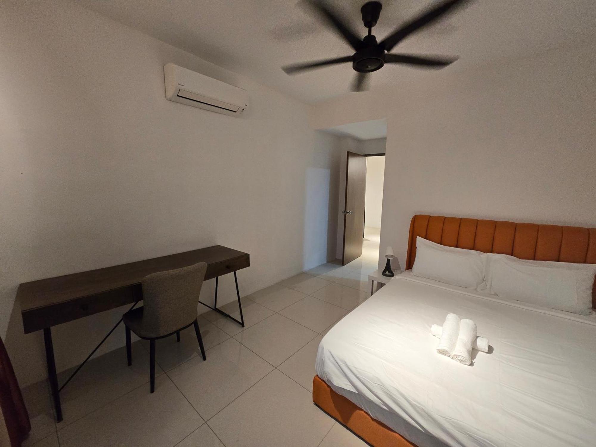 Manhattan - Jalan Pasir Puteh - * Ipoh