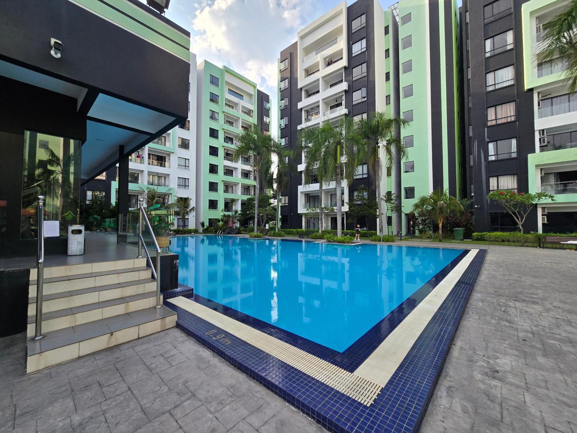 Aparthotel Manhattan - Jalan Pasir Puteh - *
